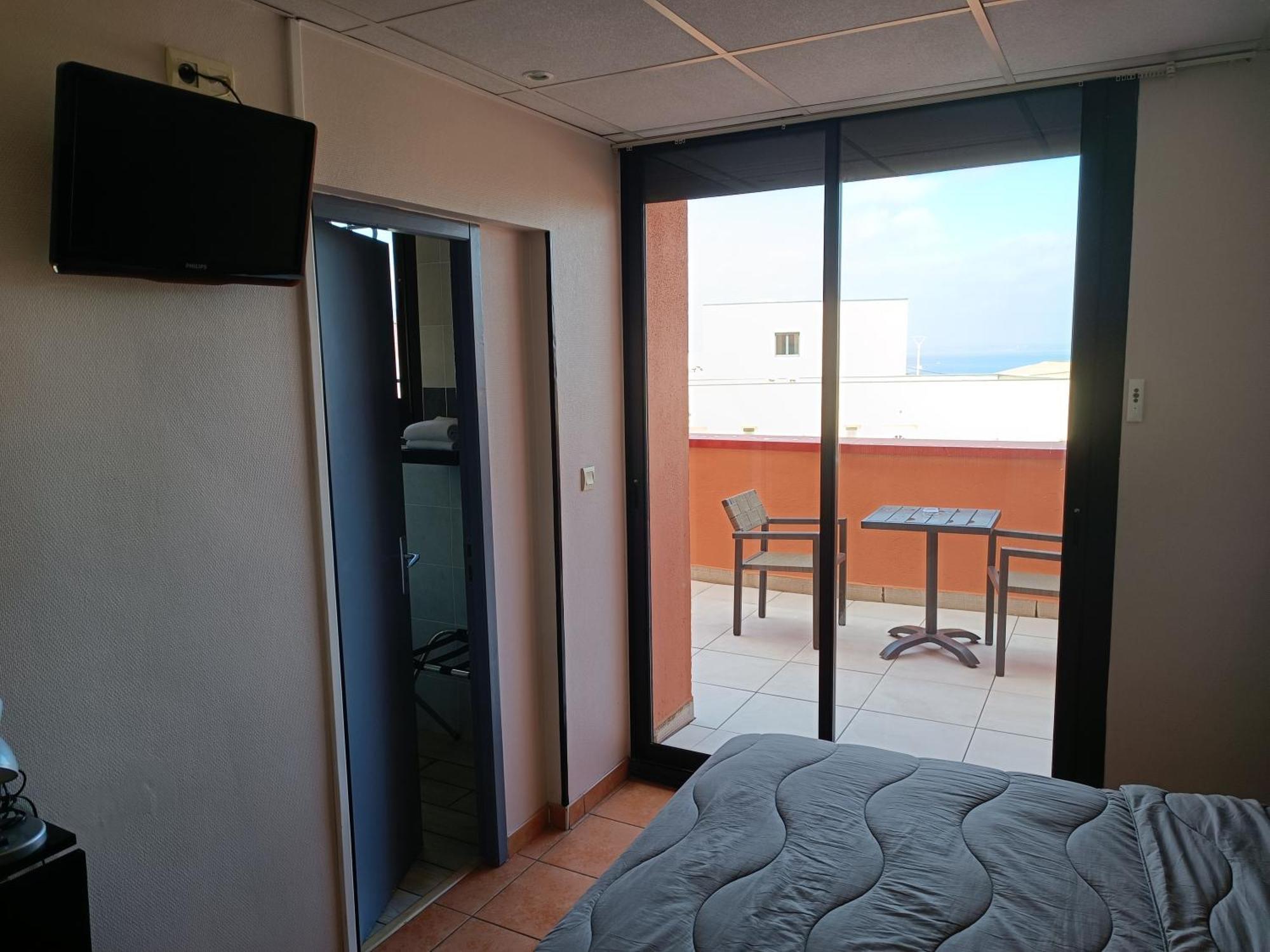 Hotel L'Hacienda Martigues Exterior foto