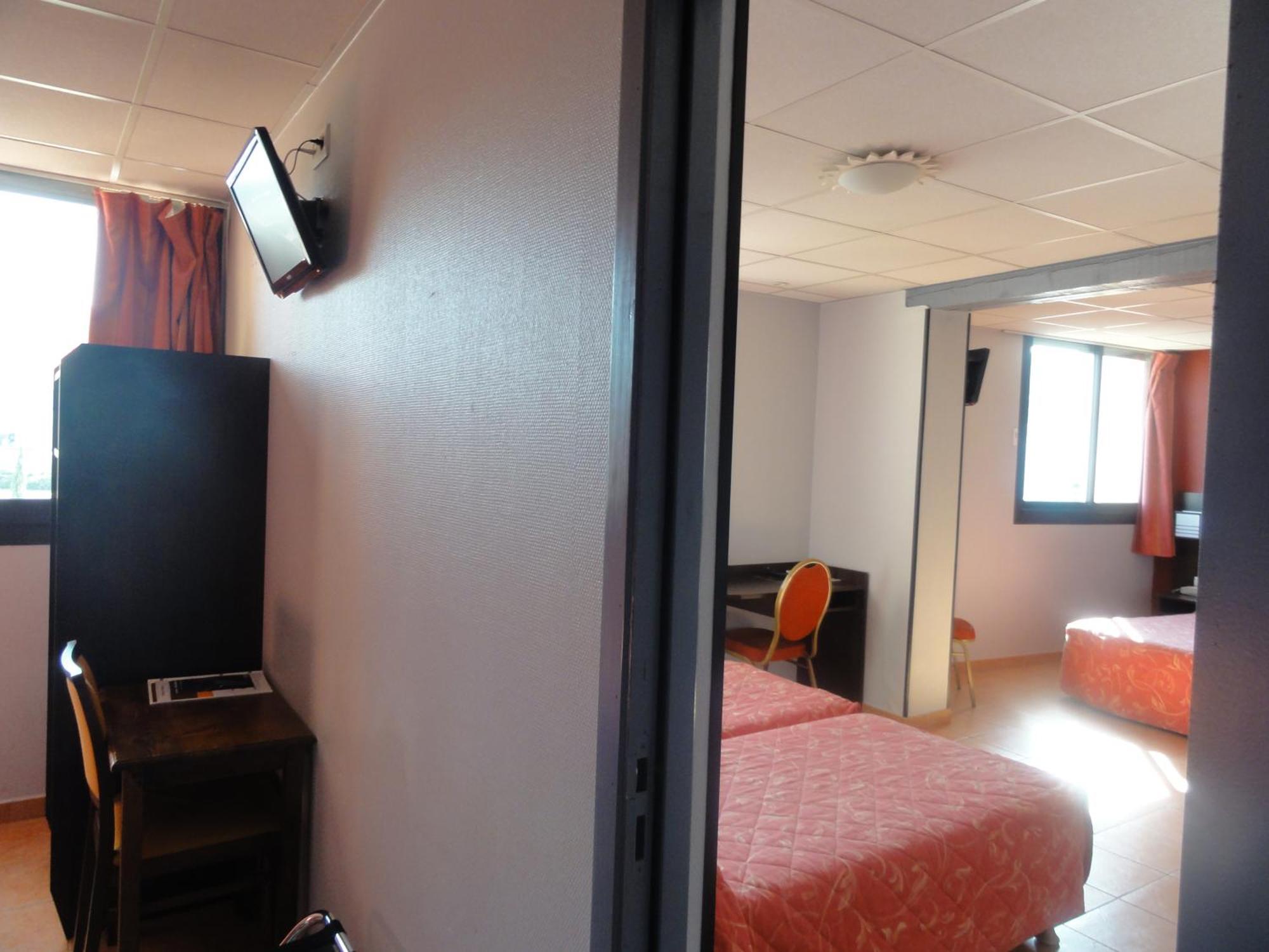 Hotel L'Hacienda Martigues Zimmer foto