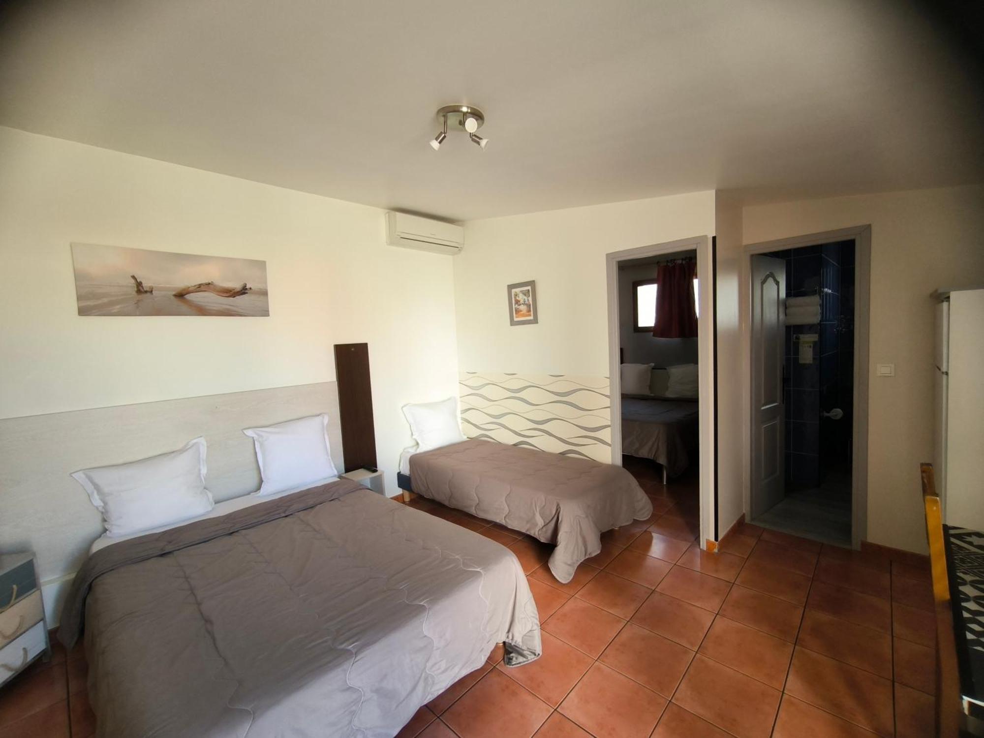 Hotel L'Hacienda Martigues Exterior foto