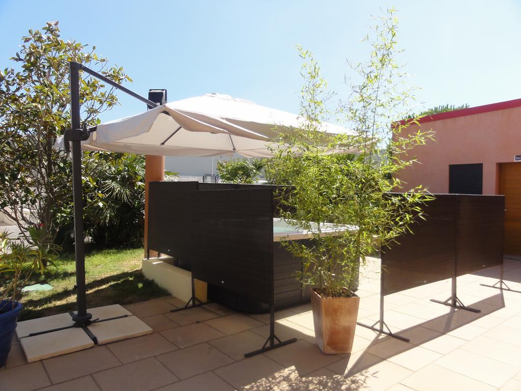 Hotel L'Hacienda Martigues Exterior foto